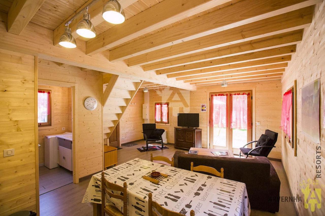 Chalet des Noisettes Murol Extérieur photo