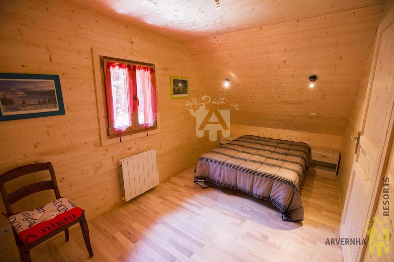 Chalet des Noisettes Murol Extérieur photo