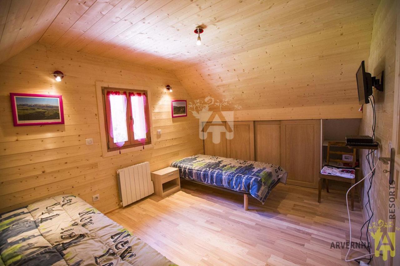 Chalet des Noisettes Murol Extérieur photo